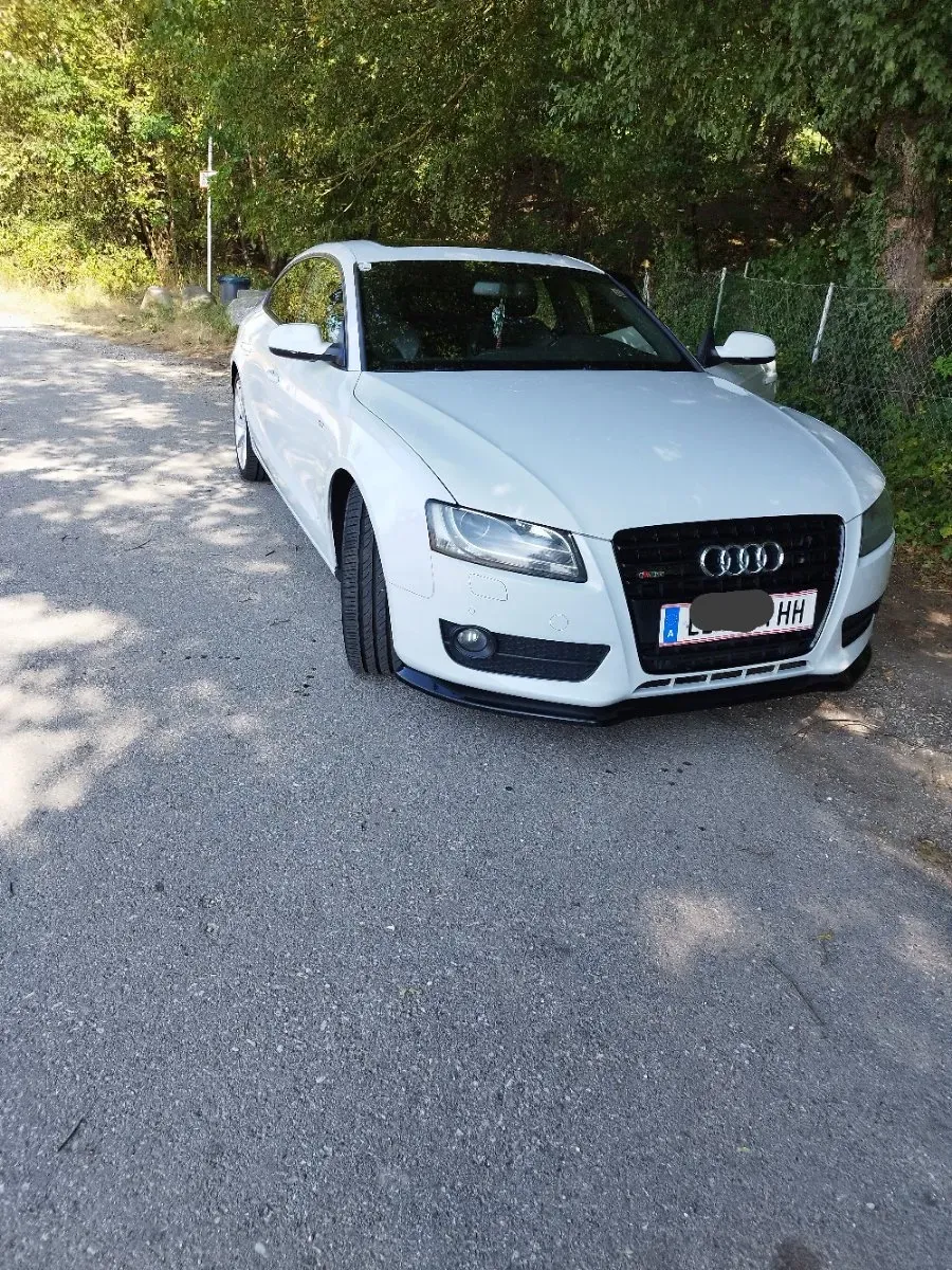 Audi A5 2011 photo 2