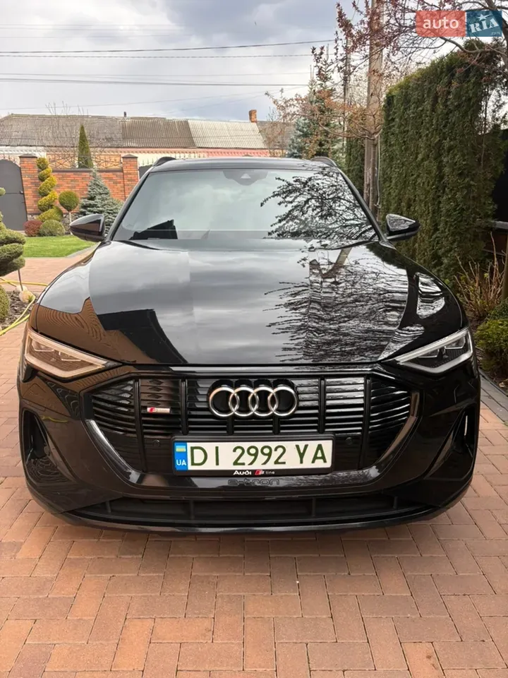 Audi E-Tron