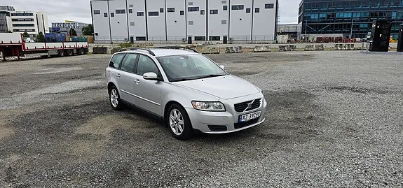 Volvo V50 2008 photo 2