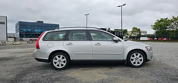 Volvo V50 2008 photo 5