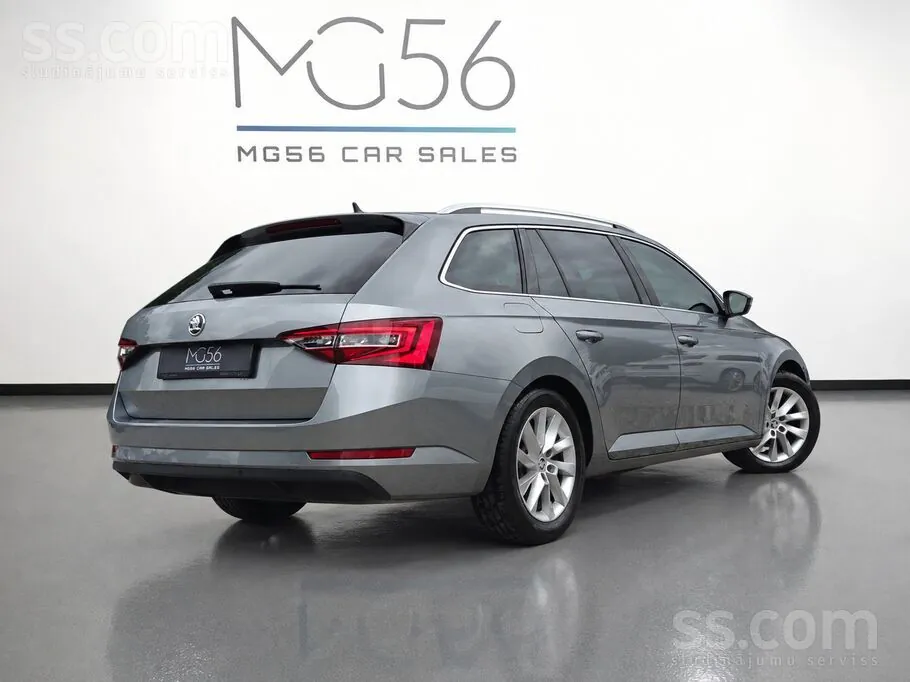 Skoda Superb 2017 photo 5