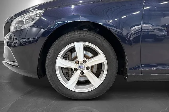 Volvo V40 2016 photo 2