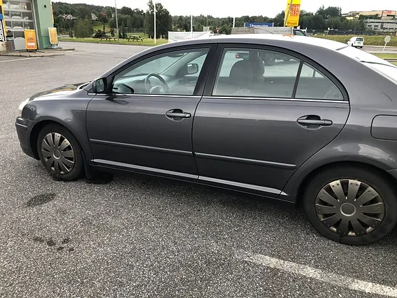Toyota Avensis 2007 photo 5