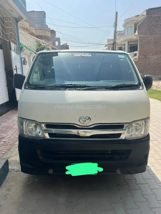 Toyota Hiace