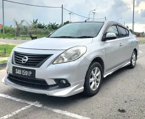 Nissan Almera