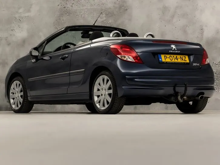 Peugeot 207 2012 photo 3