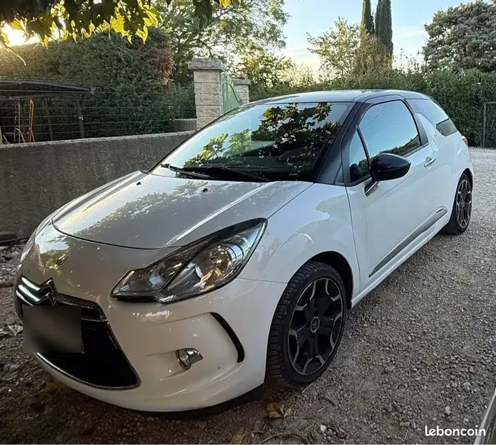 Citroen Ds3 2012 photo 3