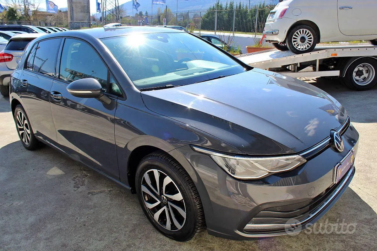 Volkswagen Golf 2023 photo 3