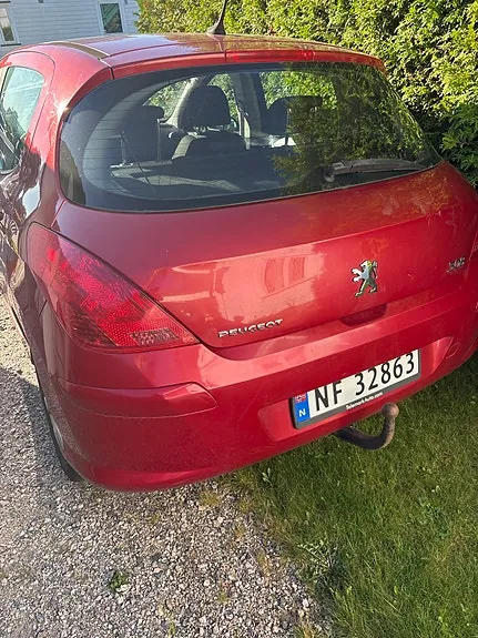 Peugeot 308 2008 photo 2