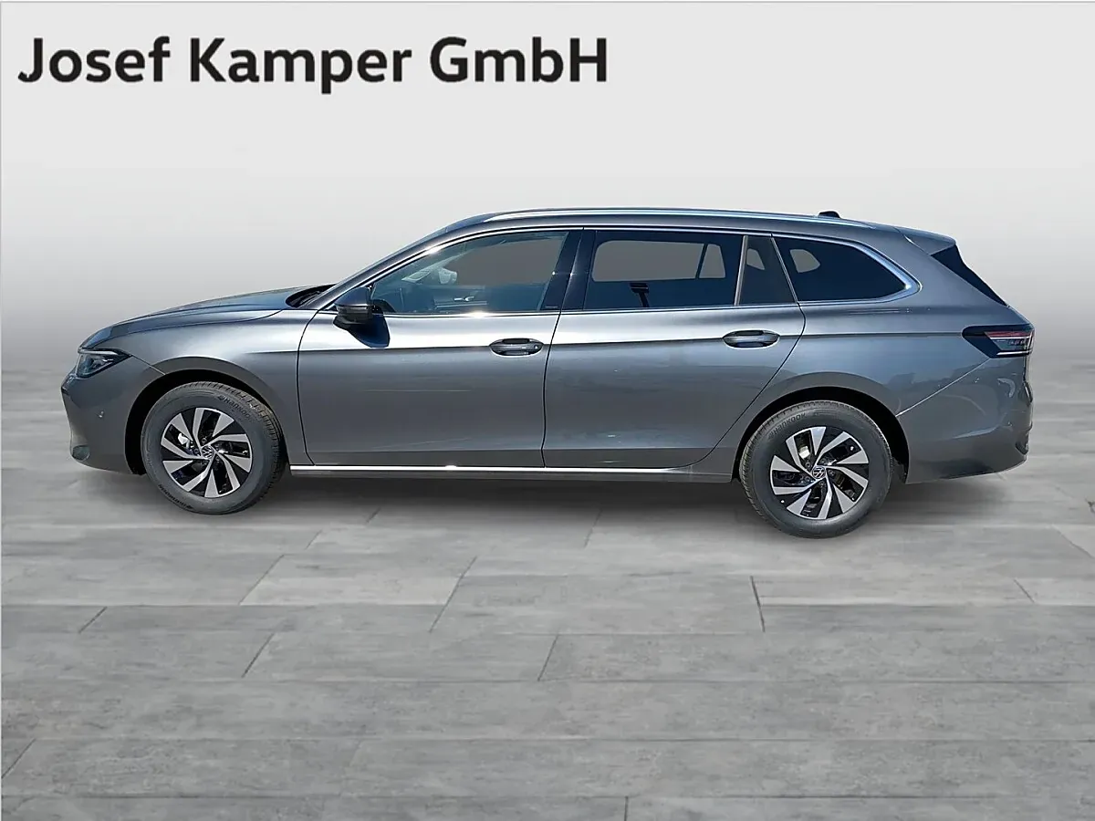 Volkswagen Passat 2025 photo 2