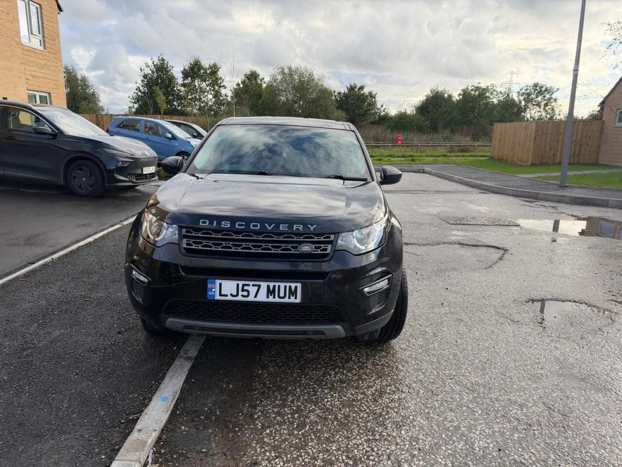 Land Rover Discovery Sport 2017 photo 2