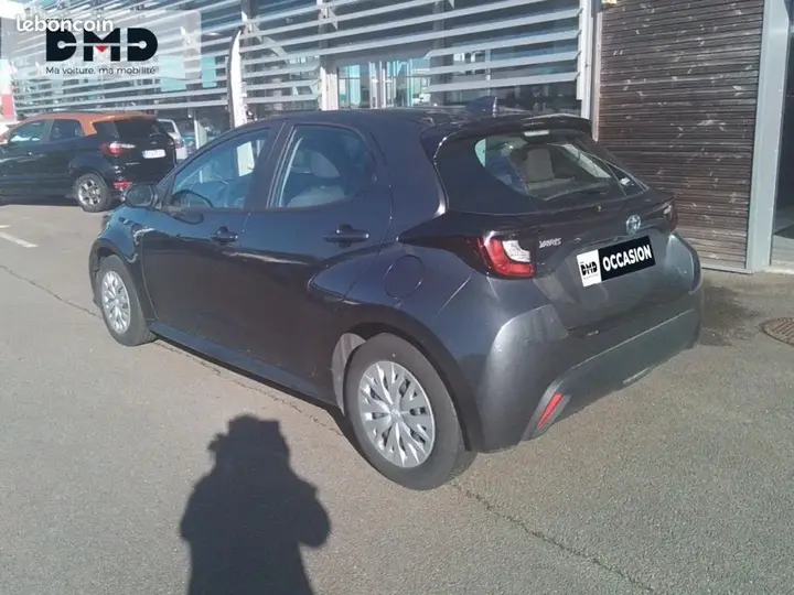 Toyota Yaris 2024 photo 3
