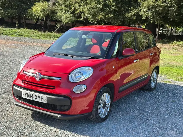 Fiat 500L 2014 photo 4