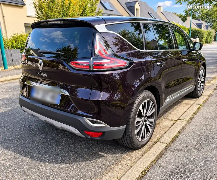 Renault Espace 2015 photo 2