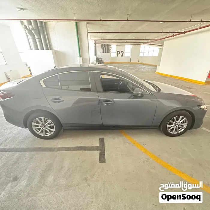 Mazda 3 2025 photo 2