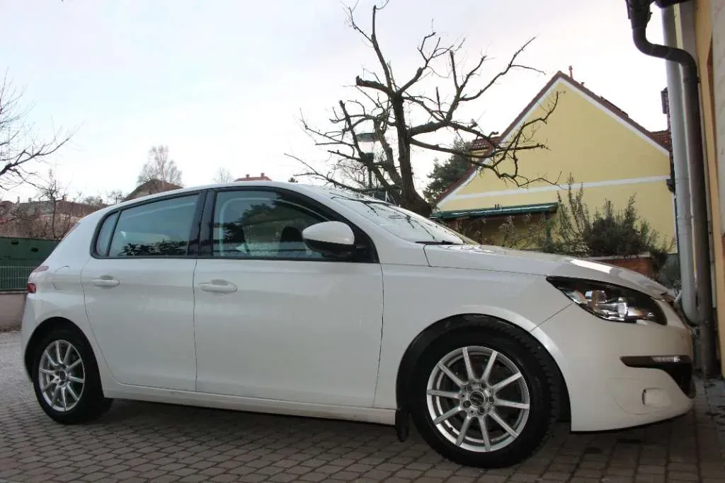 Peugeot 308 2014 photo 2