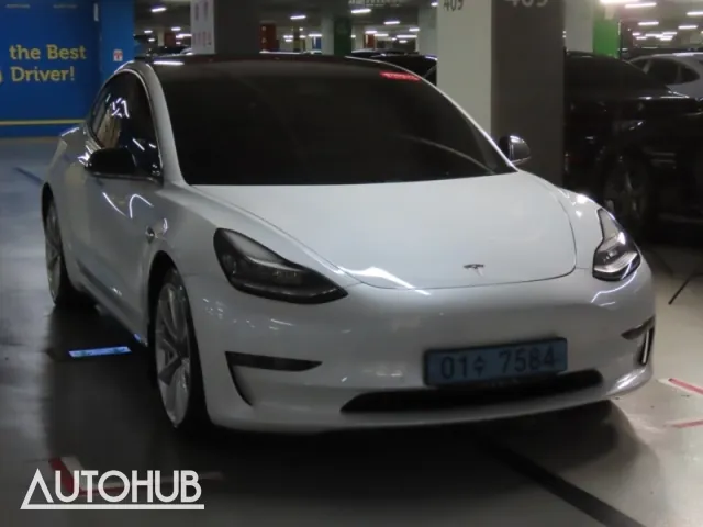 Tesla Model 3 2020 photo 2