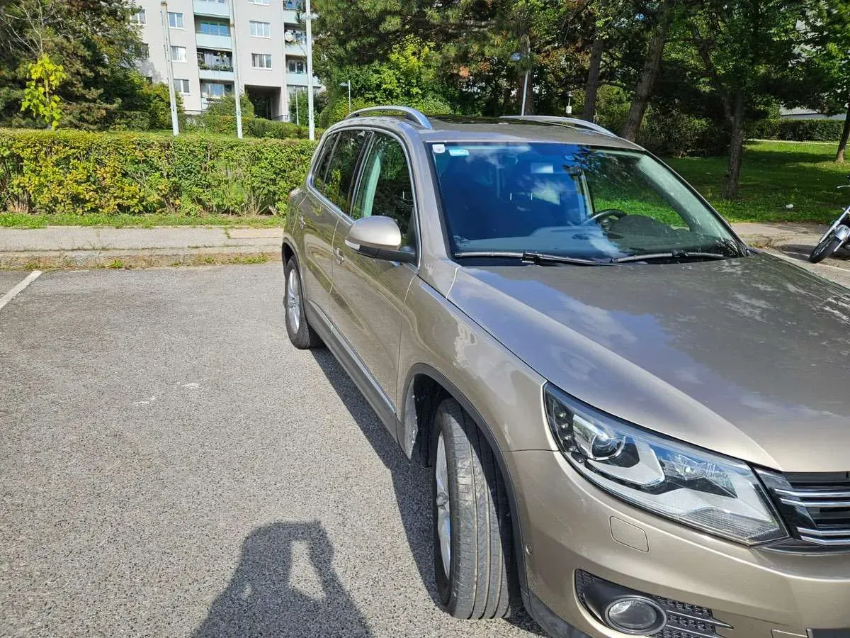 Volkswagen Tiguan 2012 photo 3