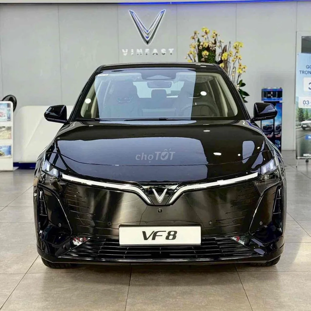 Vinfast Vf8