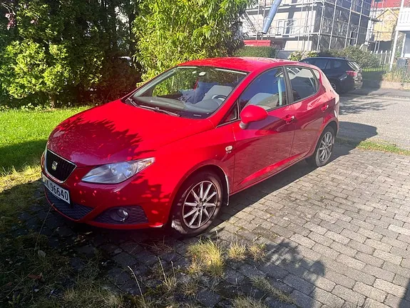 Seat Ibiza 2012 photo 3