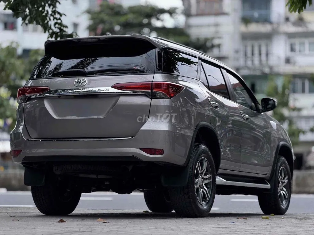 Toyota Fortuner 2022 photo 5