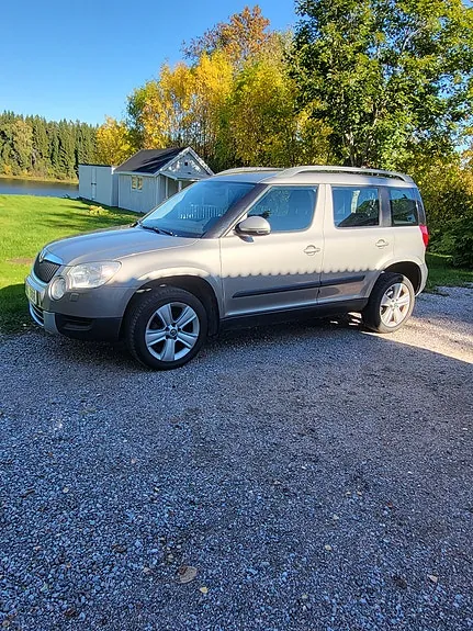 Skoda Yeti 2013 photo 2