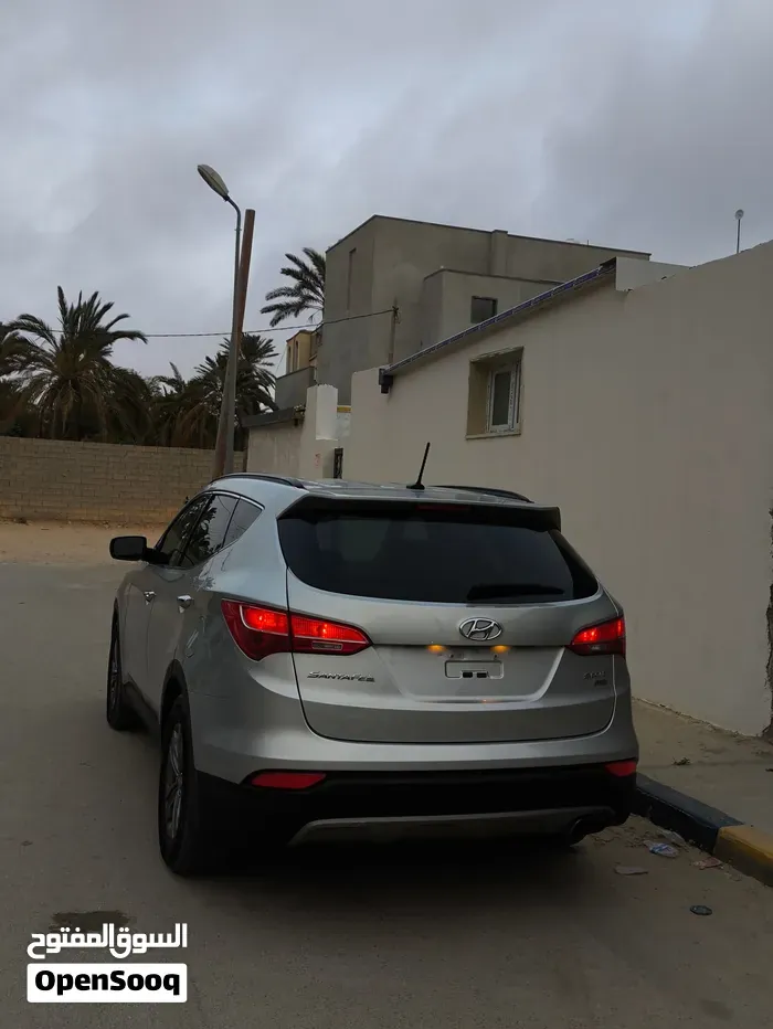 Hyundai Santa Fe 2016 photo 3