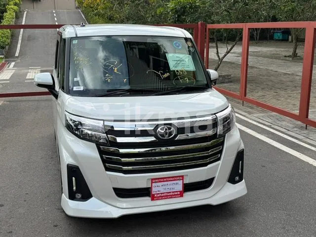 Toyota Roomy 2024 photo 2