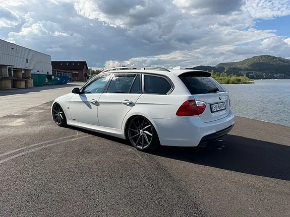 BMW 320D 2008 photo 5
