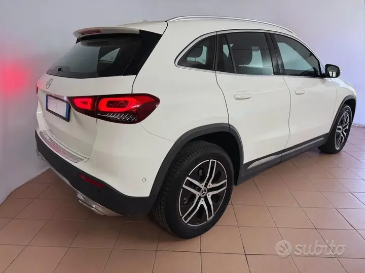 Mercedes-Benz Gla 2023 photo 5