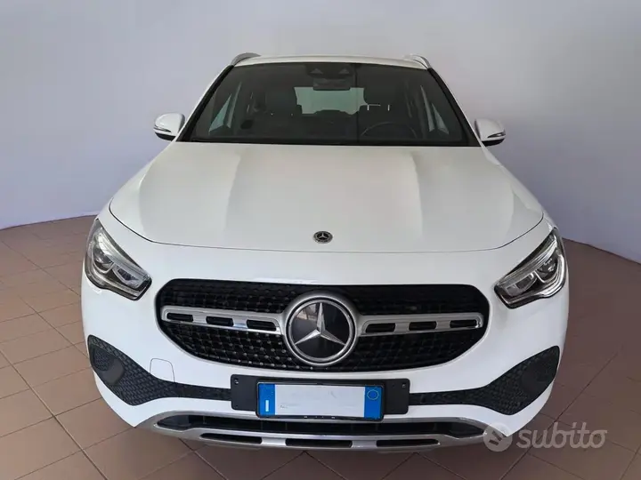 Mercedes-Benz Gla 2023 photo 3