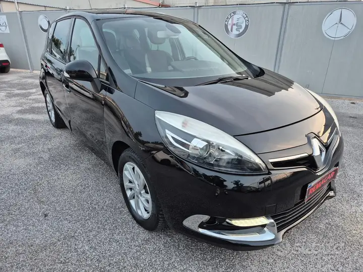 Renault Scenic 2014 photo 4