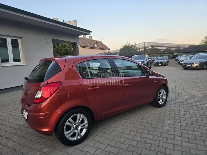 Opel Corsa D 2012 photo 4