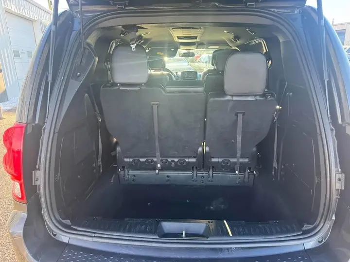 Dodge Grand Caravan 2017 photo 5