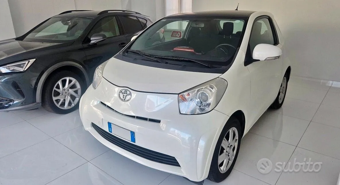 Toyota Iq