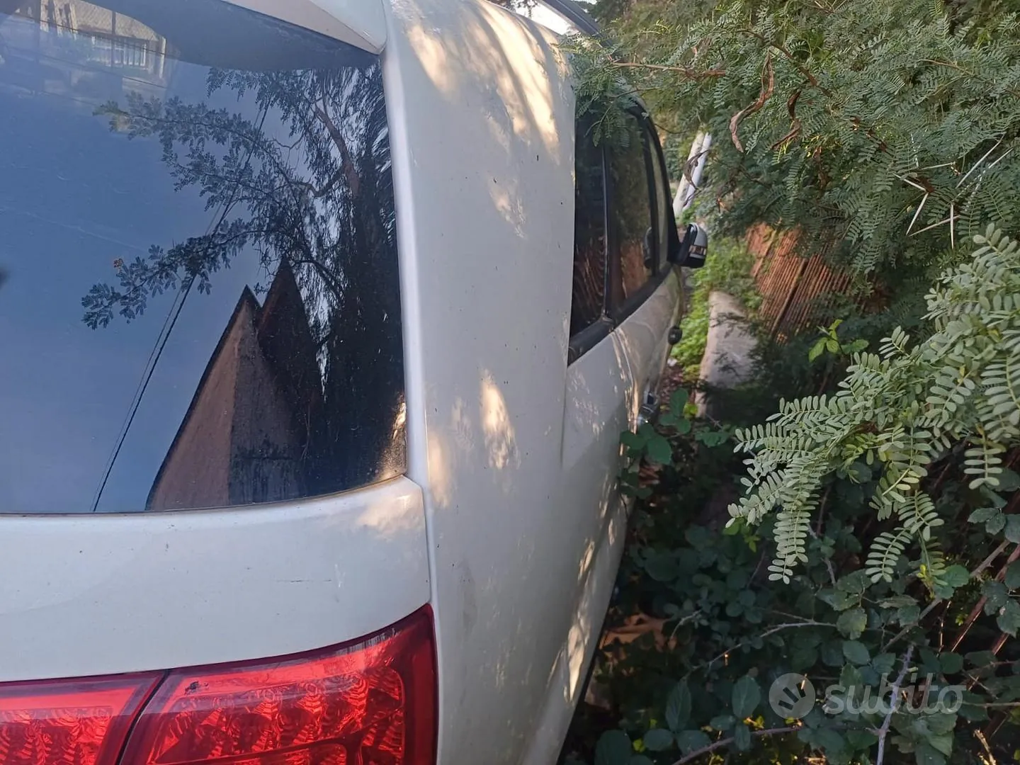 Kia Sorento 2012 photo 2