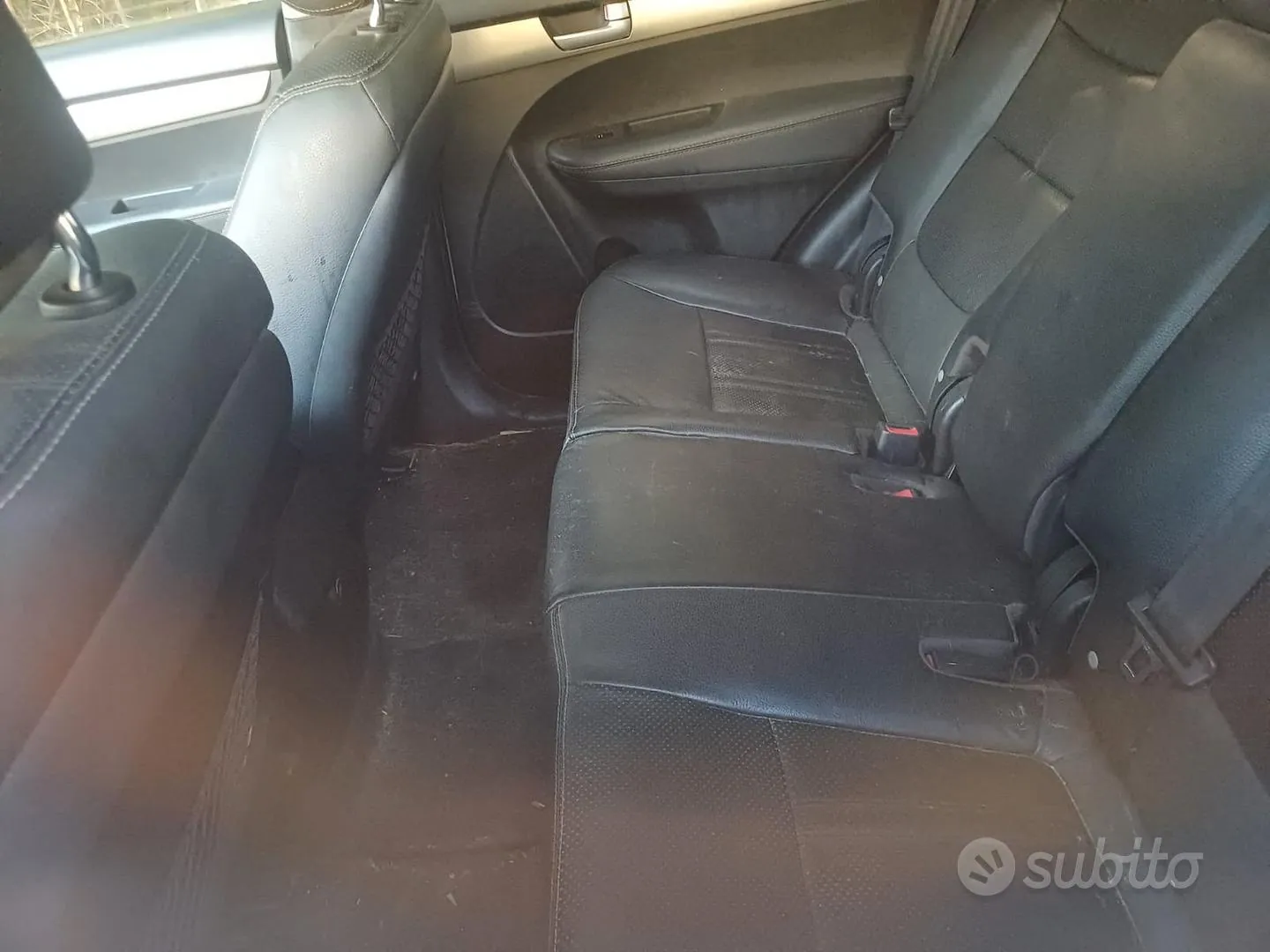 Kia Sorento 2012 photo 4
