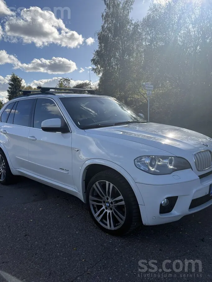 BMW X5 2010 photo 4