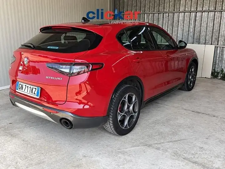 Alfa Romeo Stelvio 2023 photo 4