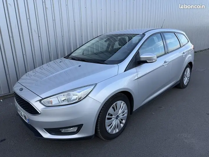 Ford Focus 2015 photo 3