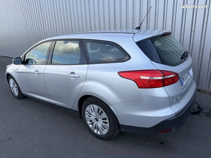 Ford Focus 2015 photo 4