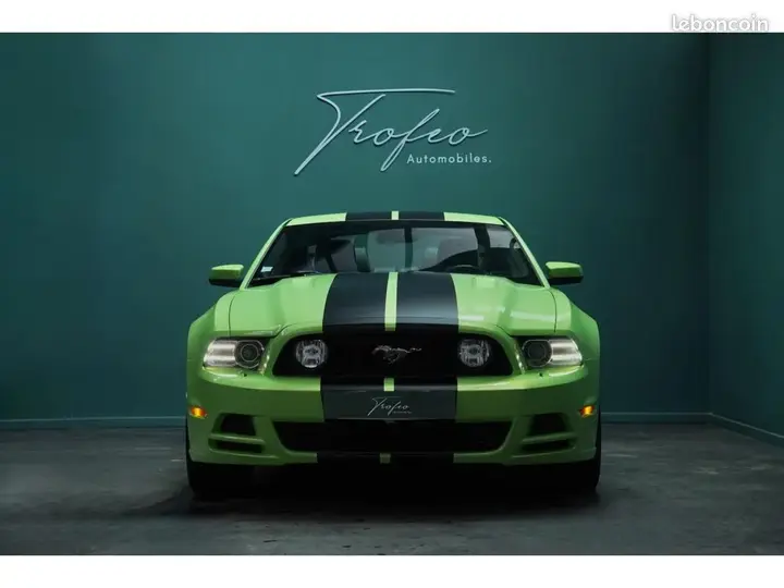 Ford Mustang 2013 photo 2