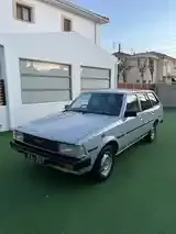 Toyota Corolla 1984 photo 2