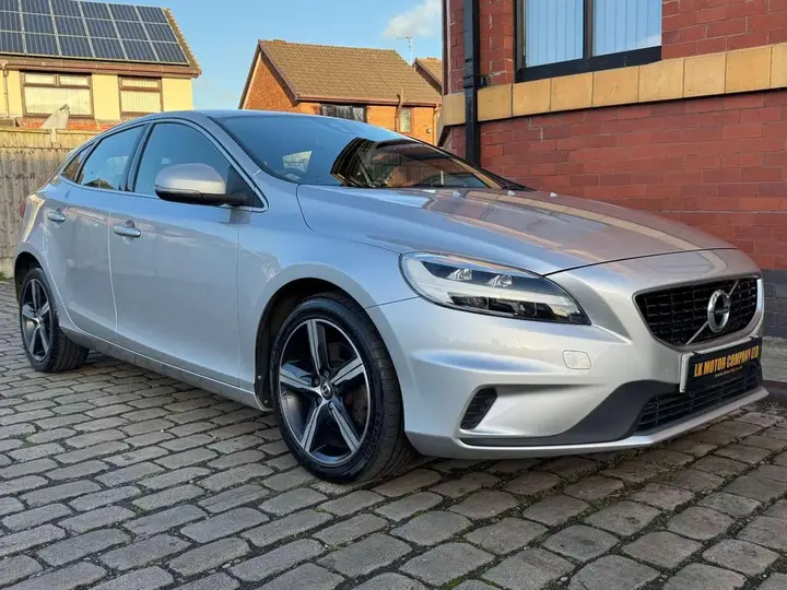Volvo V40 2017 photo 4