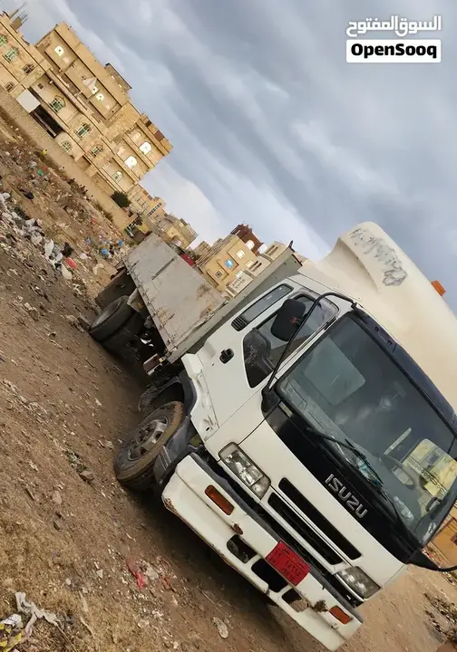 Isuzu Other 2004 photo 3