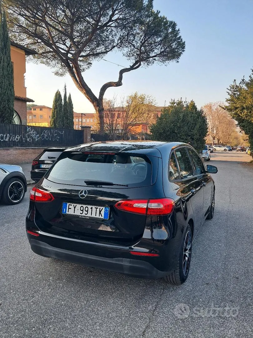 Mercedes-Benz B-Class 2019 photo 4
