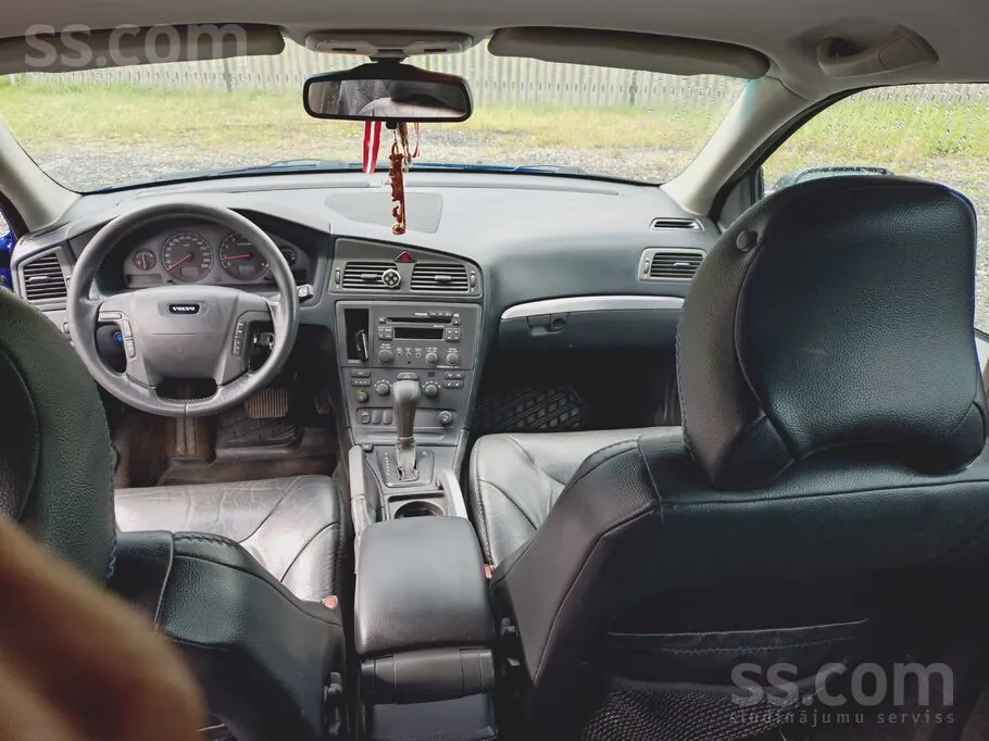 Volvo Xc 70 2002 photo 2