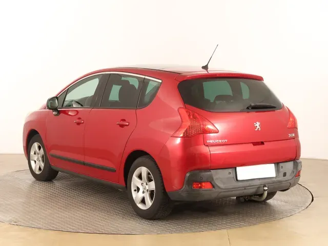Peugeot 3008 2010 photo 3