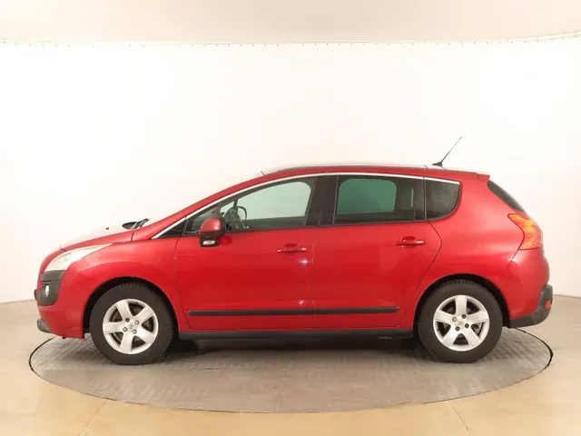 Peugeot 3008 2010 photo 2