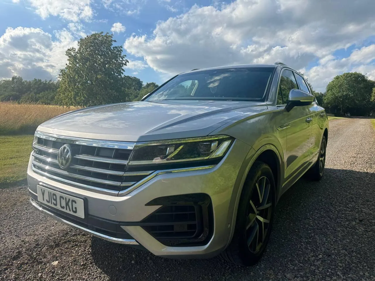 Volkswagen Touareg 2019 photo 3